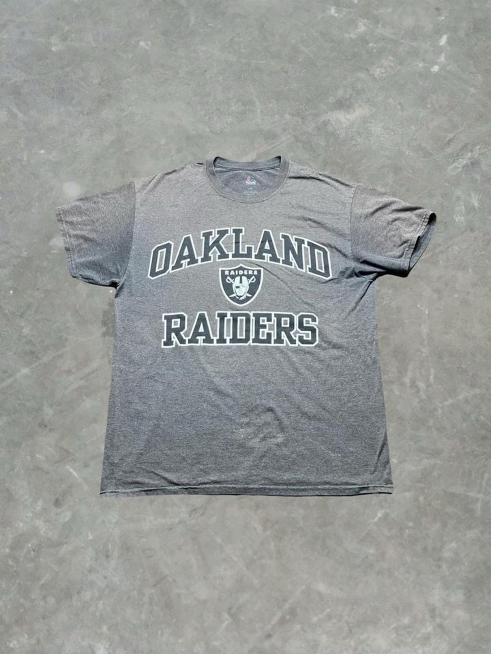 ☀️ Oakland Raiders Majestic Graphic Tee Mens Size L Gray/Black